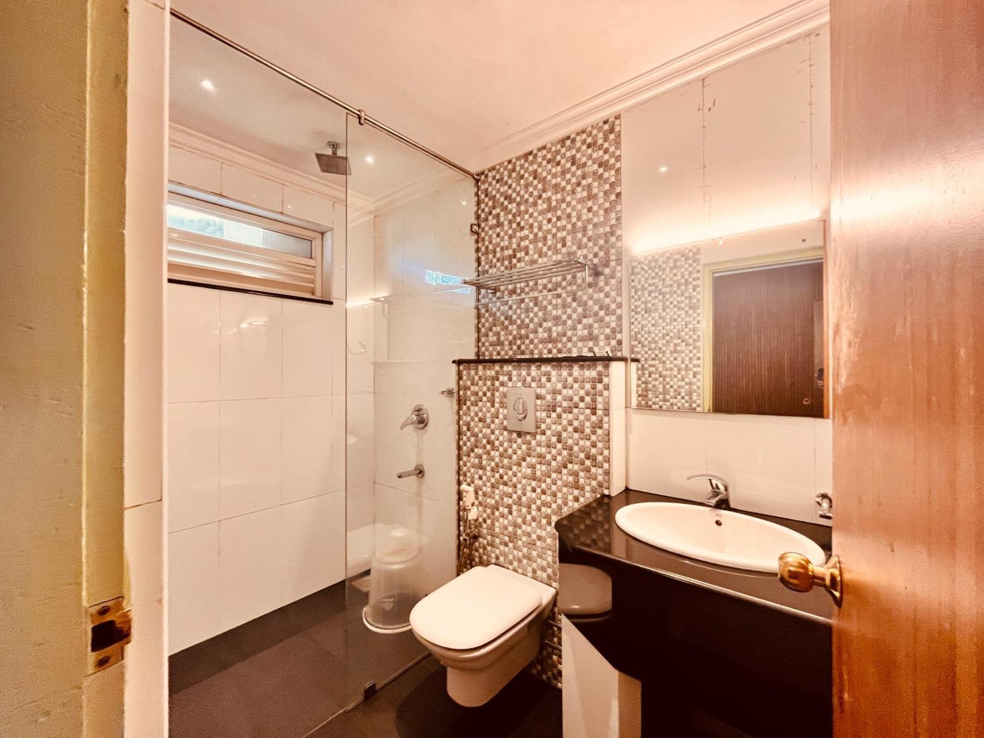 Pearl Grand Boutique Cottage In Omaxe Anandam Vrindavan - #Premium Ac Rooms With Balcony #Big Parking #Lift #Garden #Peaceful Area #Near Prem Mandir #Property Of The Year #Most Awarded Экстерьер фото